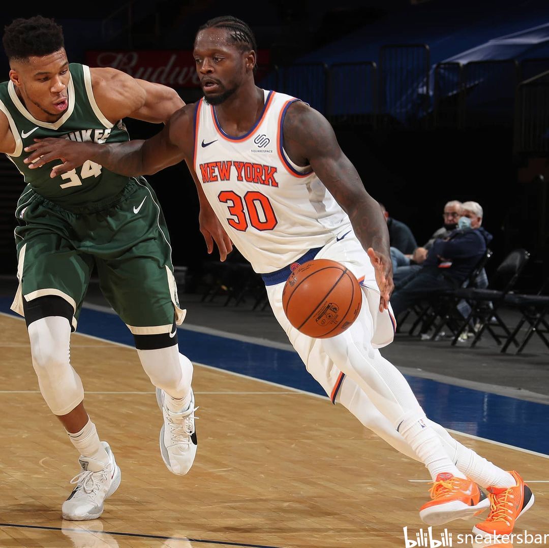 相比之下 相比之下