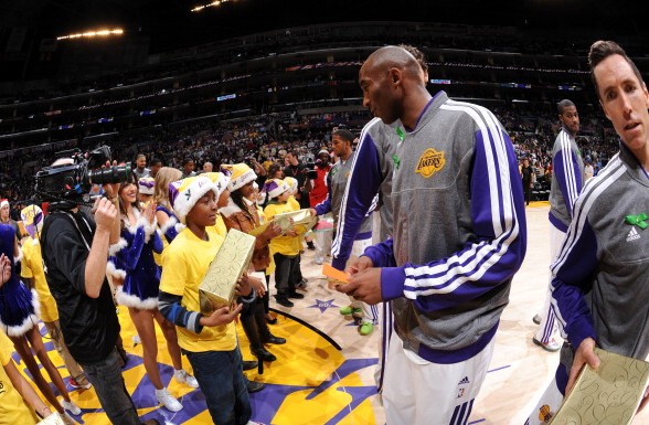 三人一线的 三人一线的