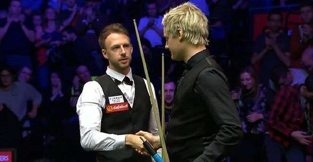 合打法的坐 合打法的坐